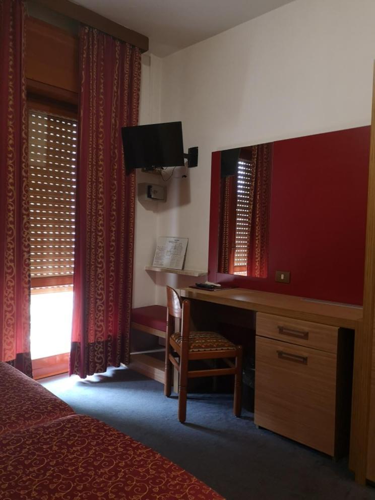 Hotel Alpi Мальчезіне Номер фото