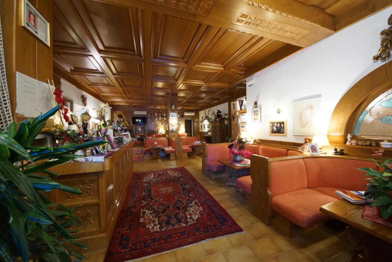 Hotel Alpi Мальчезіне Екстер'єр фото